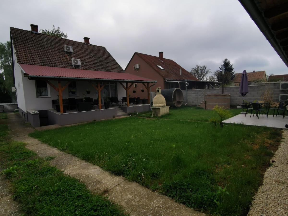 Szomszéd Ház 1 Appartement