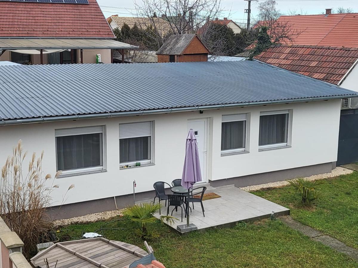 Szomszéd Ház 1 Appartement *